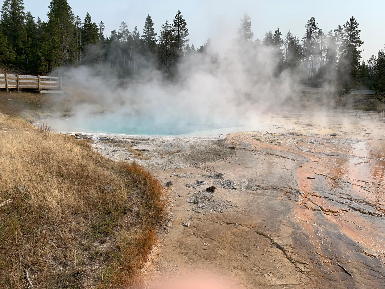 Yellowstone geothermal features